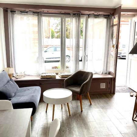 Souplex 50M De La Plage Et Des Commerces Houlgate Zewnętrze zdjęcie