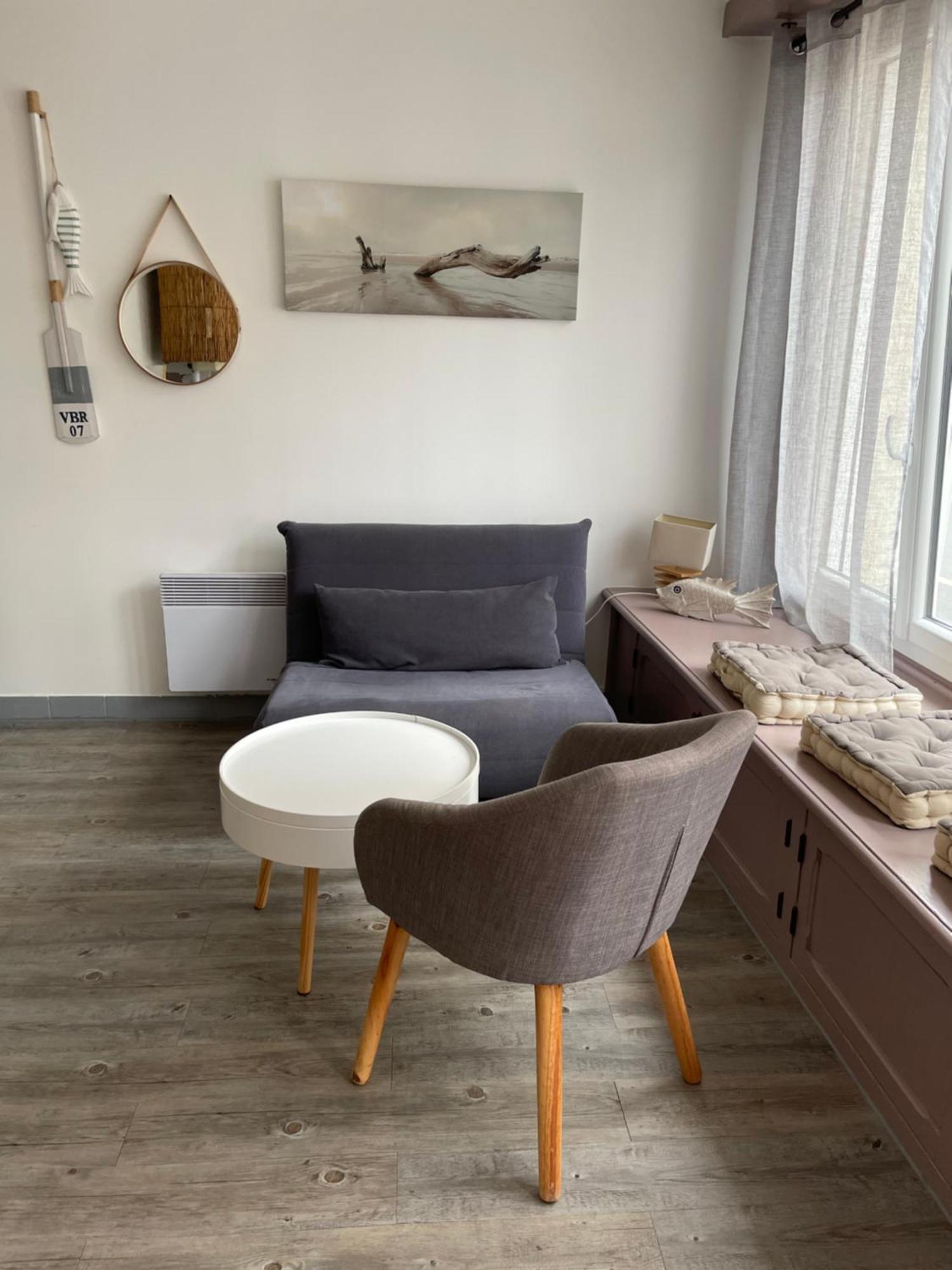 Souplex 50M De La Plage Et Des Commerces Houlgate Zewnętrze zdjęcie