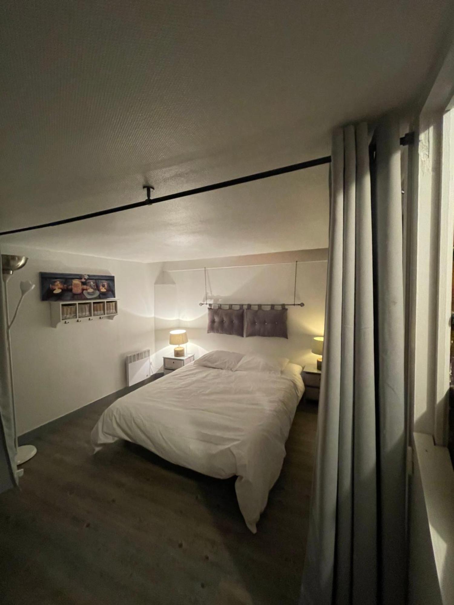 Souplex 50M De La Plage Et Des Commerces Houlgate Zewnętrze zdjęcie